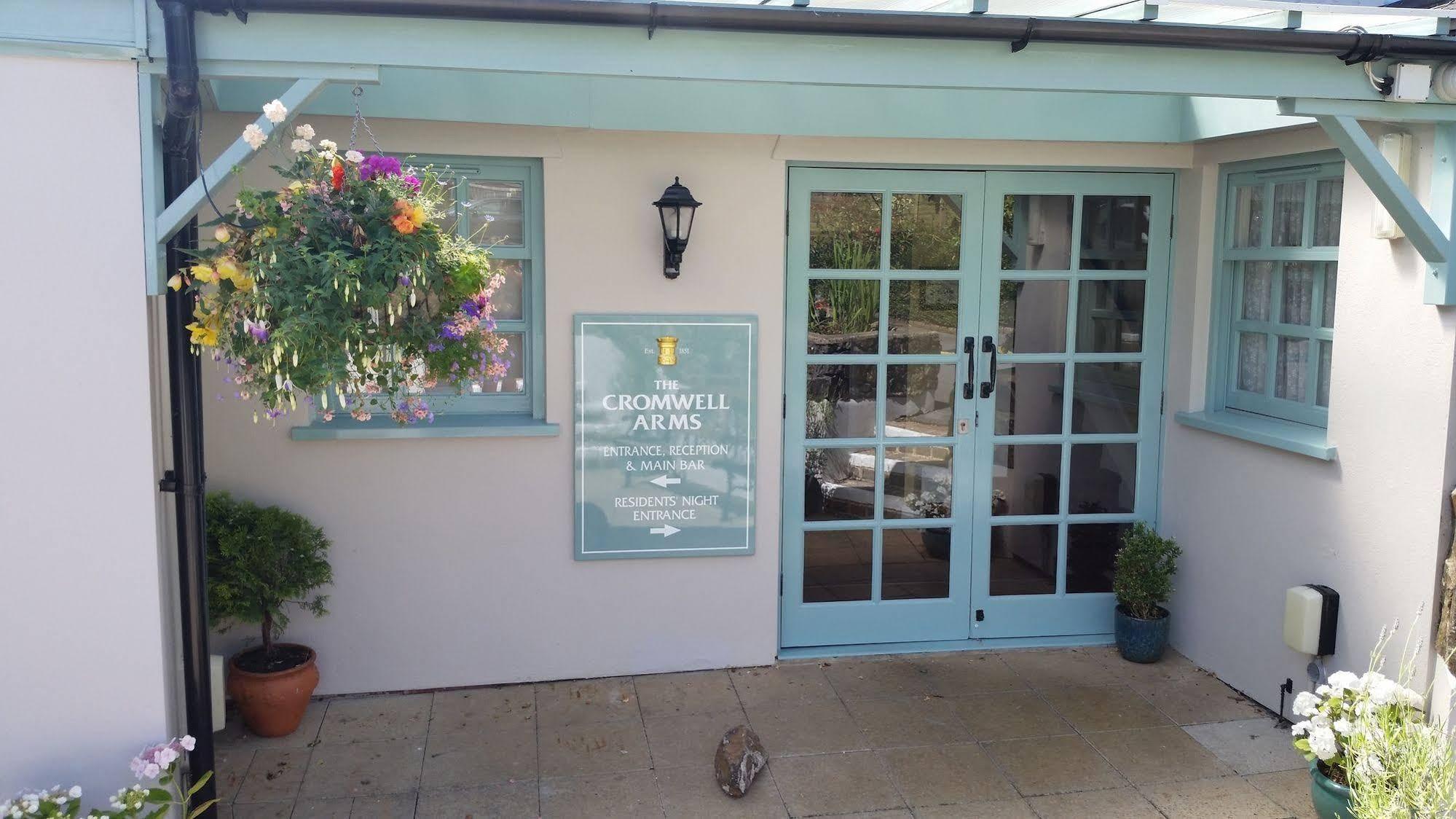 The Cromwell Arms Inn Bovey Tracey Eksteriør billede