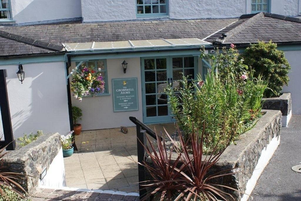 The Cromwell Arms Inn Bovey Tracey Eksteriør billede