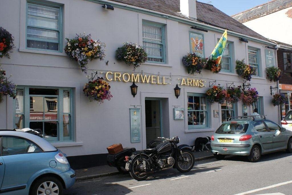 The Cromwell Arms Inn Bovey Tracey Eksteriør billede