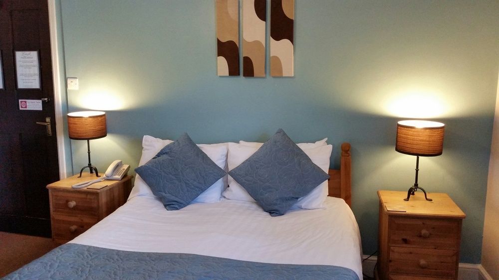 The Cromwell Arms Inn Bovey Tracey Eksteriør billede