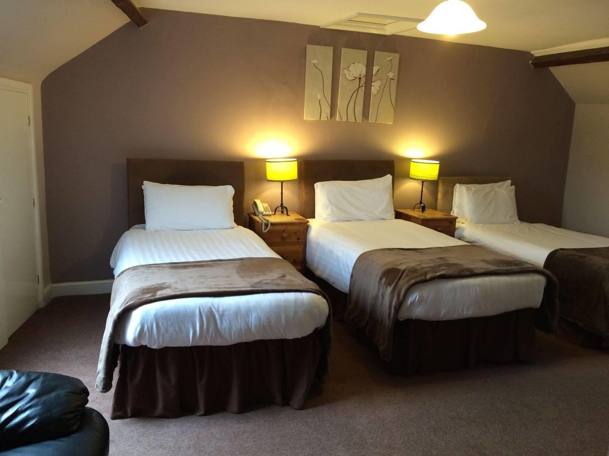 The Cromwell Arms Inn Bovey Tracey Eksteriør billede