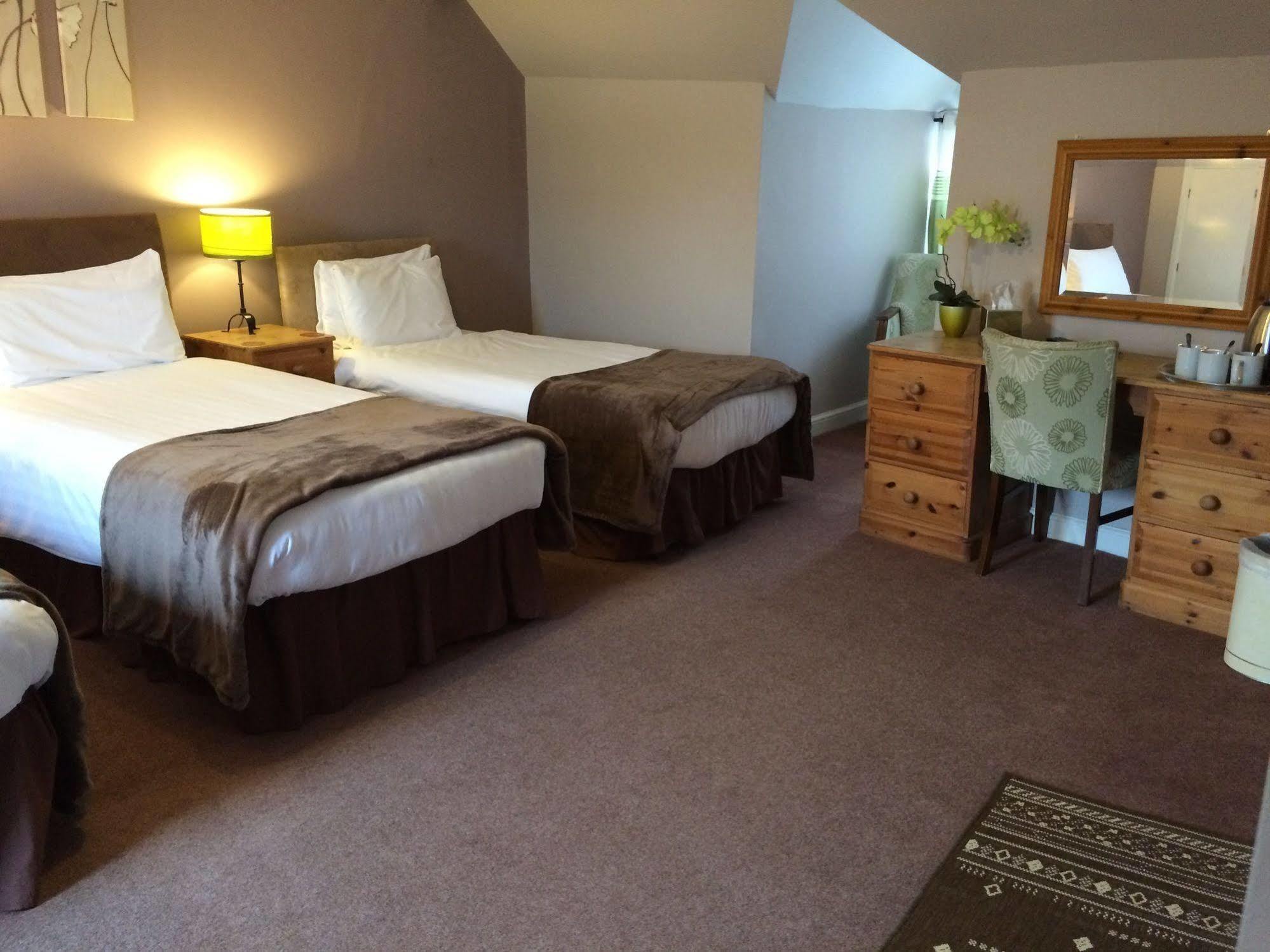 The Cromwell Arms Inn Bovey Tracey Eksteriør billede