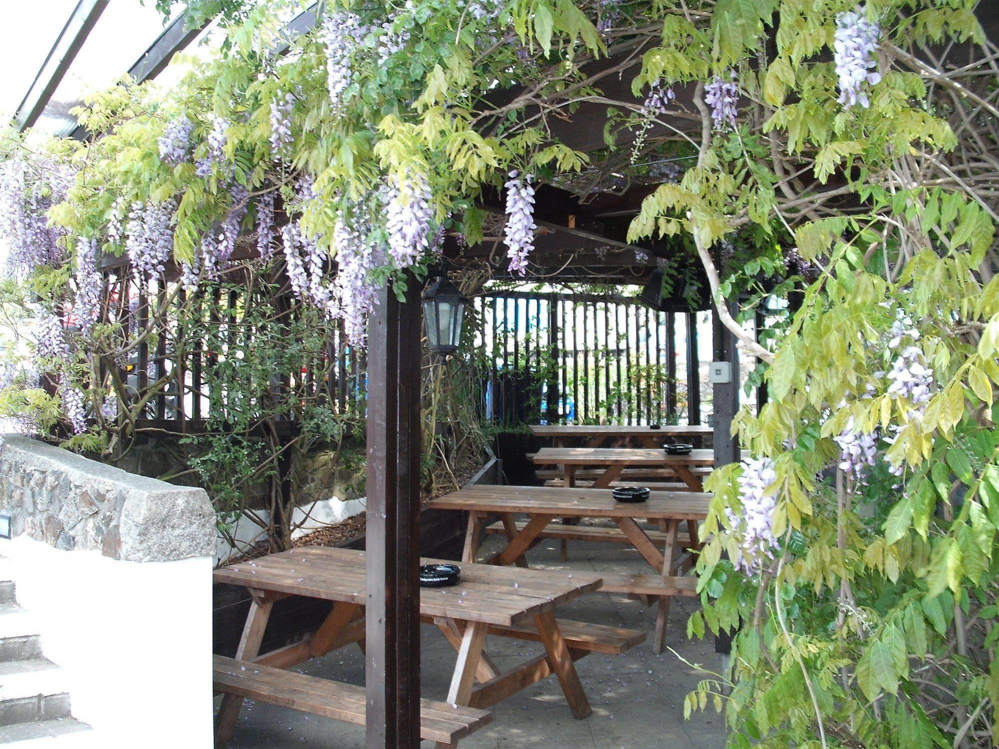 The Cromwell Arms Inn Bovey Tracey Eksteriør billede
